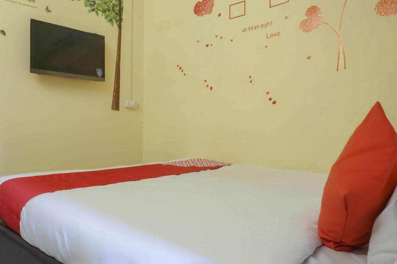 Hotel O R K Hotel Pimpri-Chinchwad Exterior photo