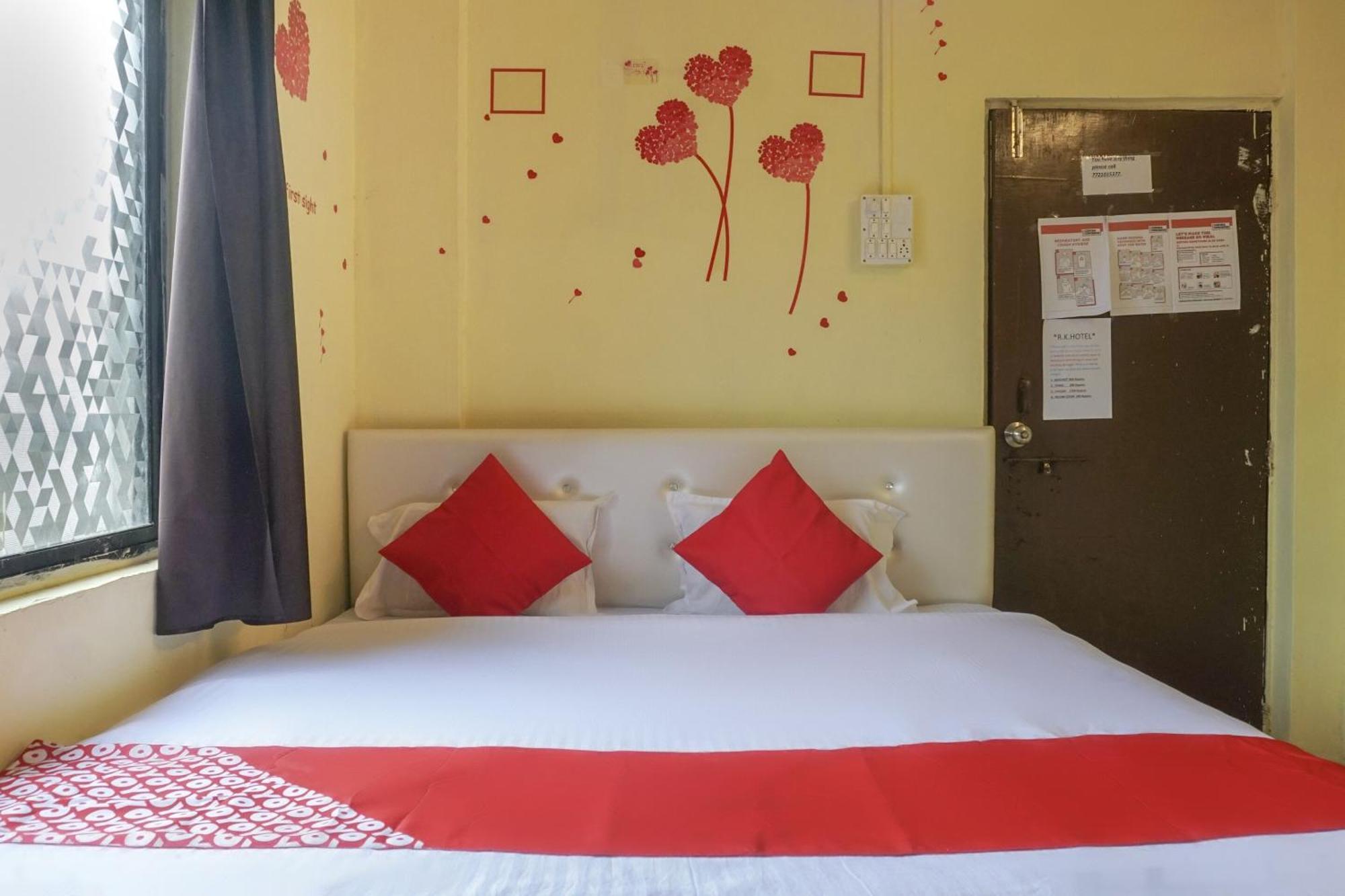Hotel O R K Hotel Pimpri-Chinchwad Exterior photo